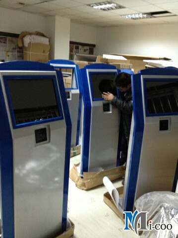 我公司成功交付連云港東?？h公安局觸摸查詢(xún)機(jī)19套